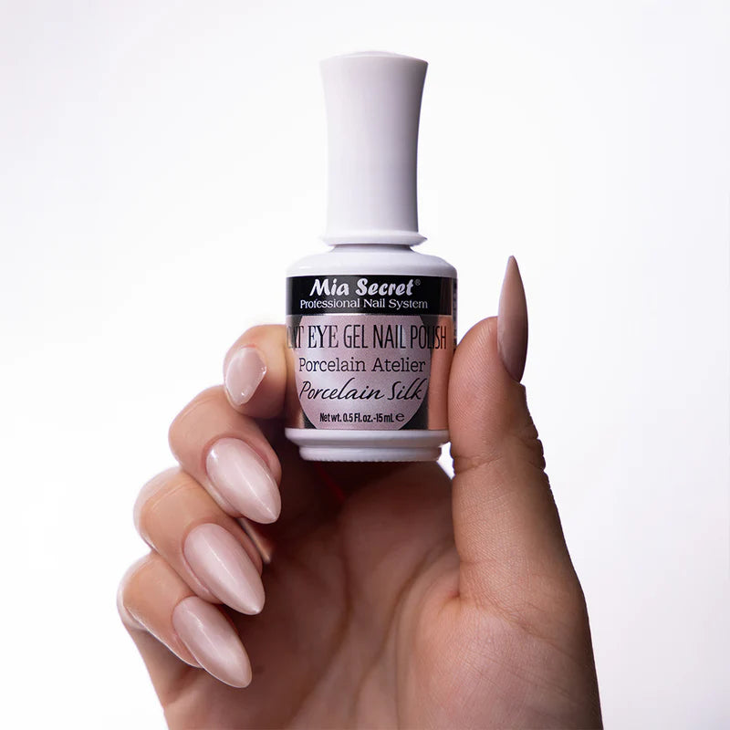 Porcelain Silk Cat Eye Gel Polish